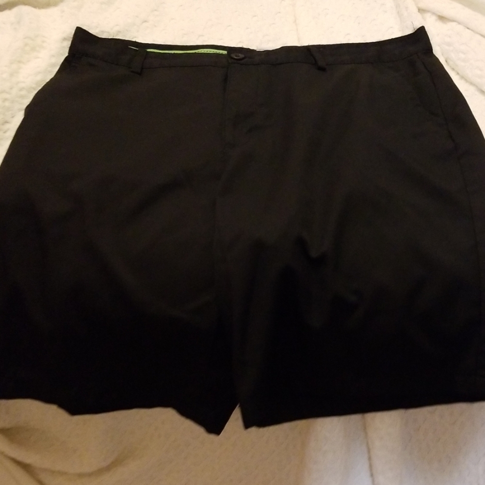 Izod Golf Shorts Size 36